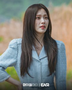 Sooyoung Watches Her Bias Kim Jae Yeong’s Tense Reunion With His Ex Choi Hee Jin In “IDOL I”