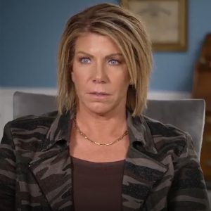 Unveiling the Shadow of Silence: Meri Brown Alleges Kody and Robyn Demanded an NDA Amid the Sister Wives’ Financial Fallout.