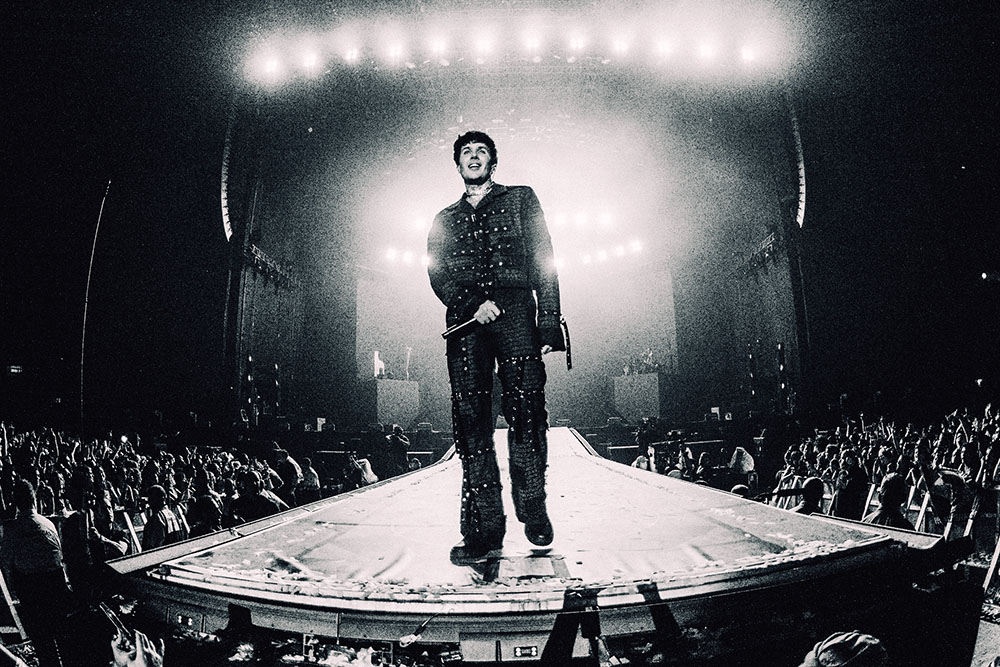 Experience the Spectacle: Bring Me The Horizon’s ‘L.I.V.E. in São Paulo’ Brings Epic Brazilian Show to Cinemas Worldwide