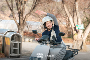 Lee Jin Woo And Choi Gyu Ri’s Love-At-First-Sight Romance Begins Despite Their Families’ Feud In “Cabbage Your Life”