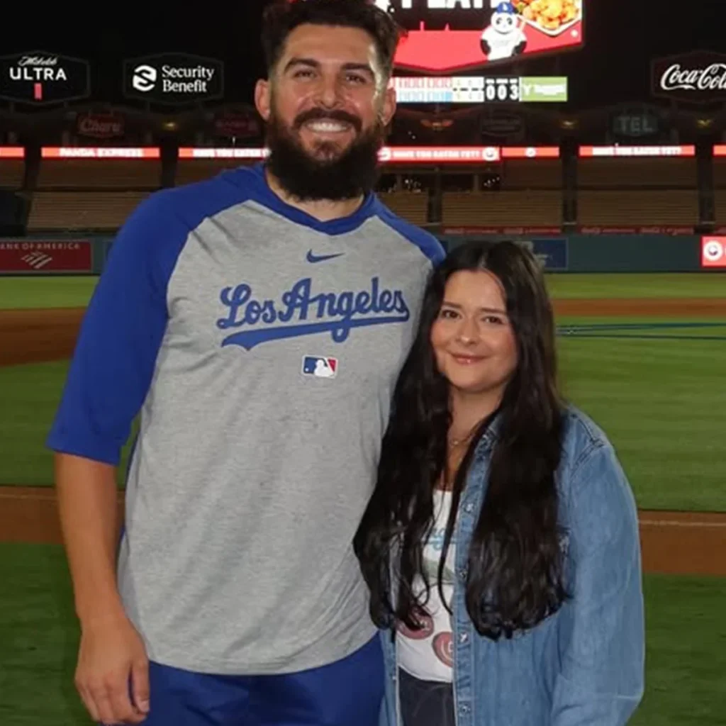 Dodgers Pitcher Alex Vesia Honors Late Daughter Sterling Sol with Emotional Tribute in Return to the Mound