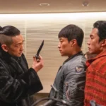 Rain Pushes Woo Do Hwan And Lee Sang Yi To The Brink With A Dangerous Offer In “Bloodhounds 2”